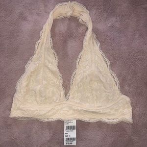 Beige Tilly’s Brallete!